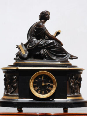 Important ceas de salon stil empire