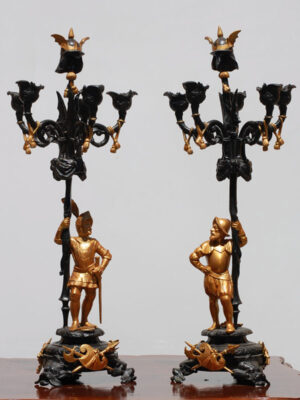 Pereche de sfesnice cu cavaleri