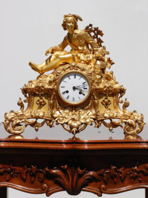Important ceas de salon stil rococo